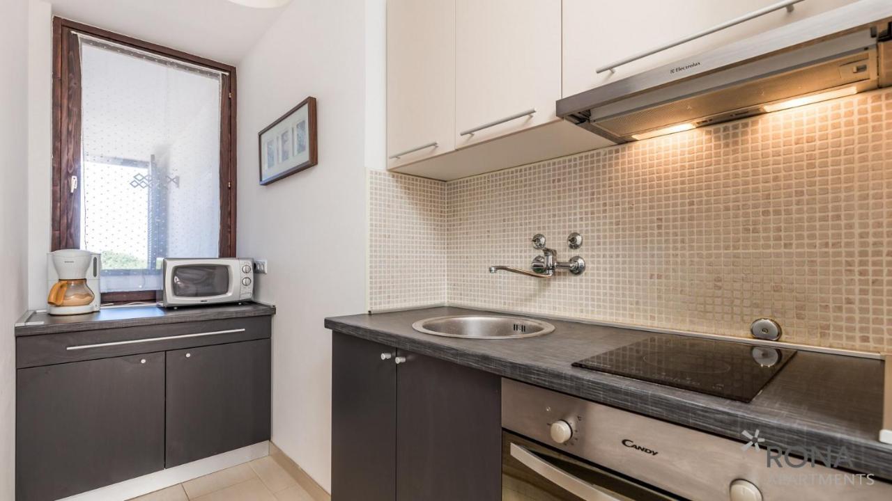Apartment Rona Zrinka *